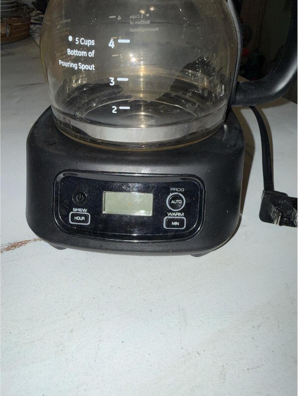 Farberware Programmable 5-Cup Filter Coffee Machine Black Silver Glass Carafe - Picture 2 of 6